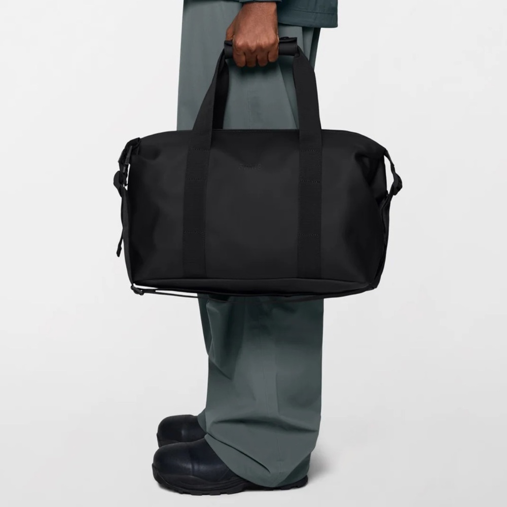 NWT Rains Hilo Black Weekend Bag Small - Picture 3 of 10